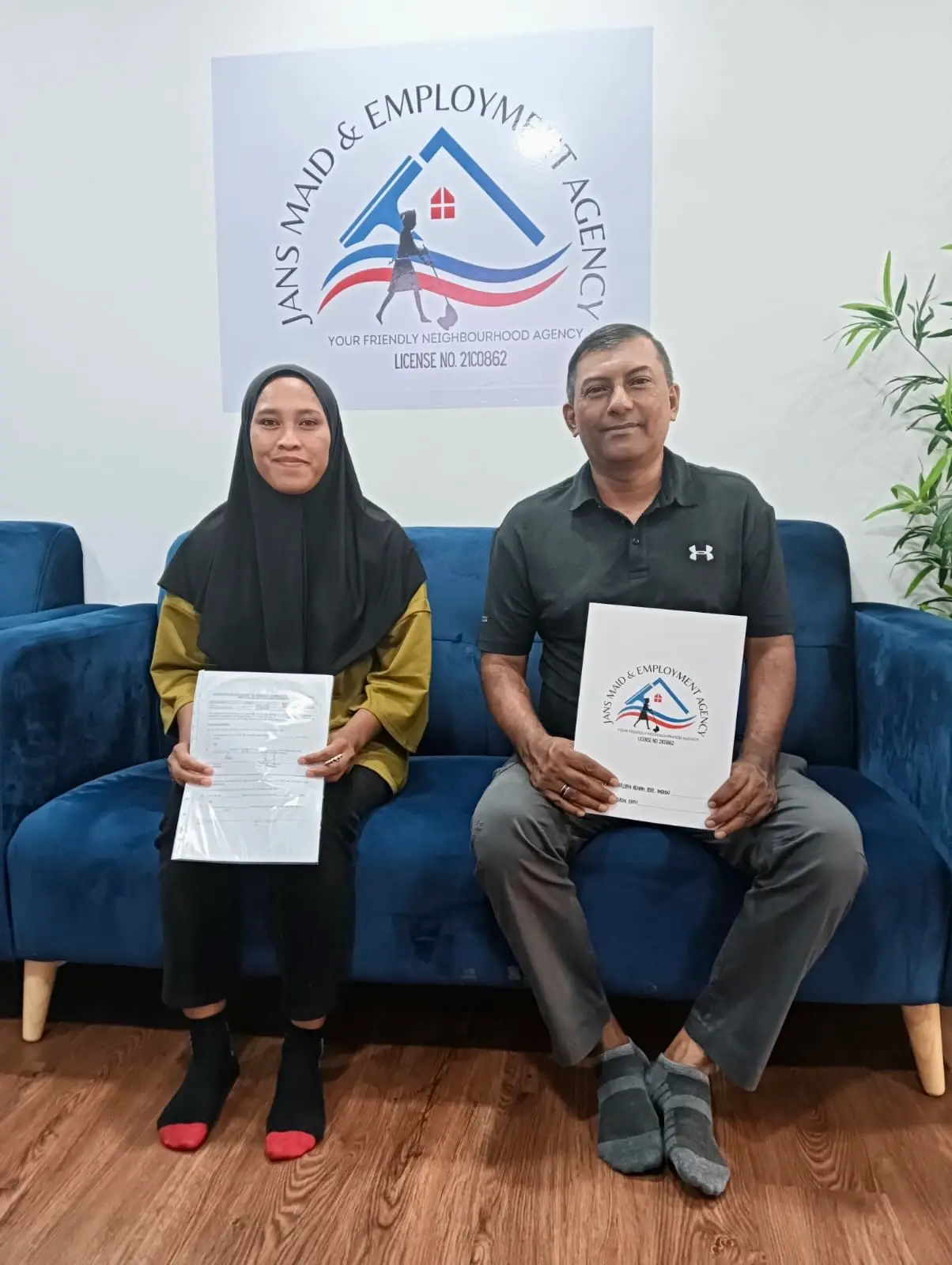 Happy family and helper placement 9