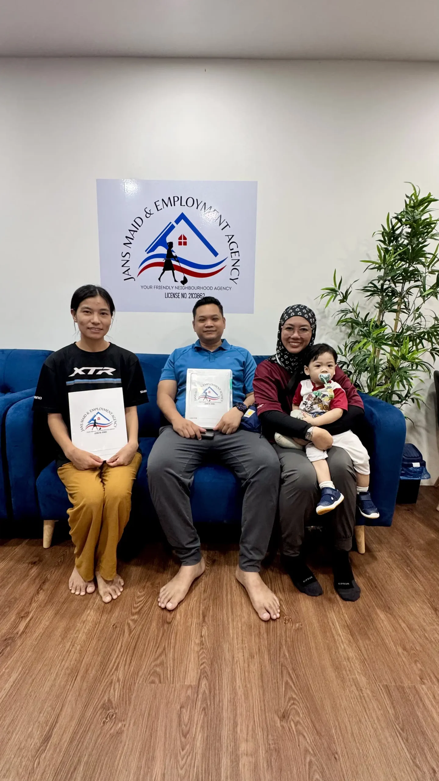 Happy family and helper placement 11